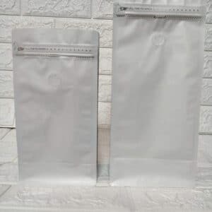 Empaque Bolsa Café 0.5 libra 13*20+7.0cm Blanco
